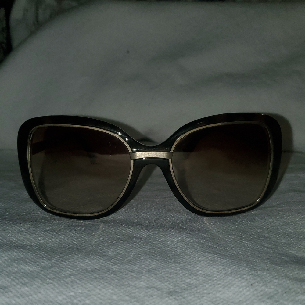 CHANEL Black and Brown Sunglasses - Picture 5 of 7